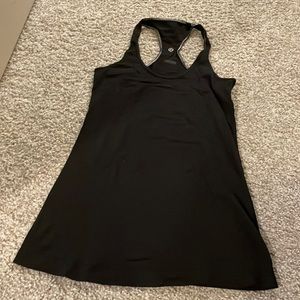 Black lululemon tank top